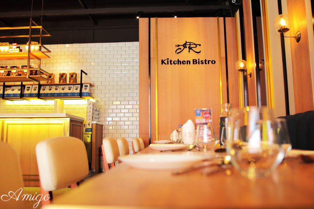 麗寶outlet T.R Kitchen Bistro