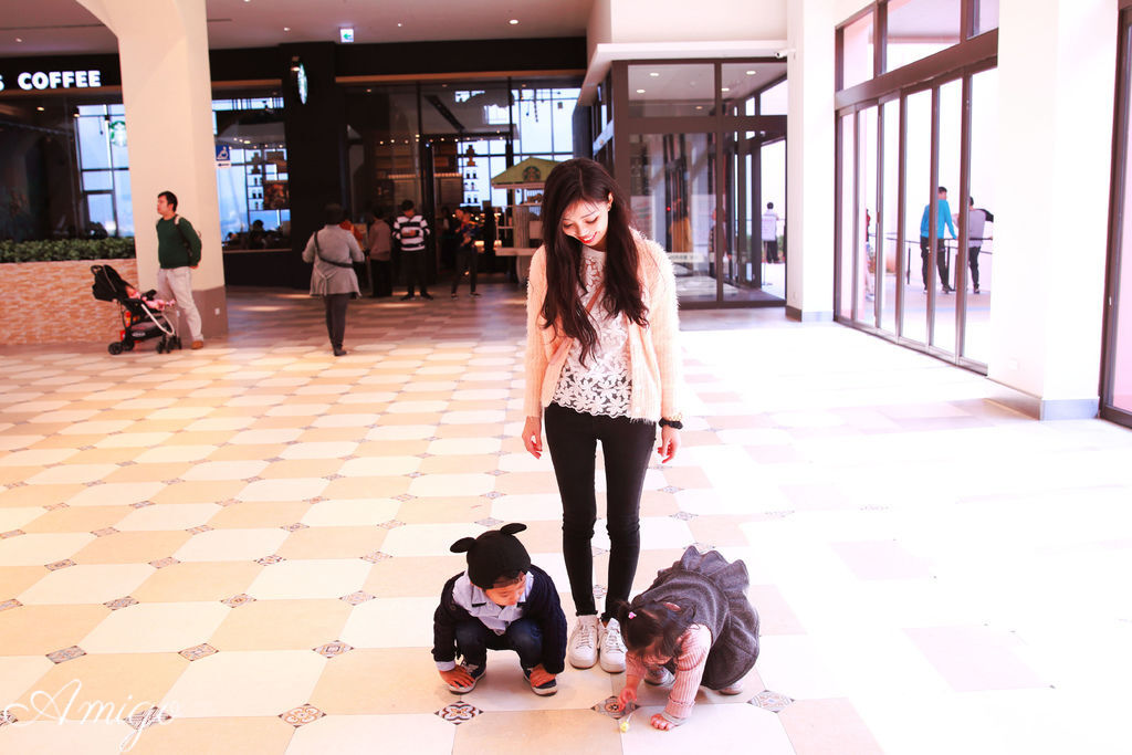 麗寶outlet