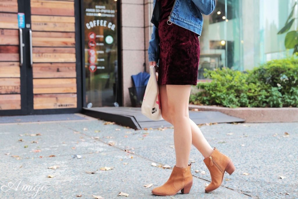 YOOX.COM. TORY BURCH