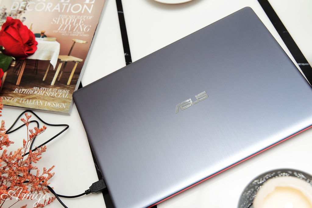 ASUS VivoBook 