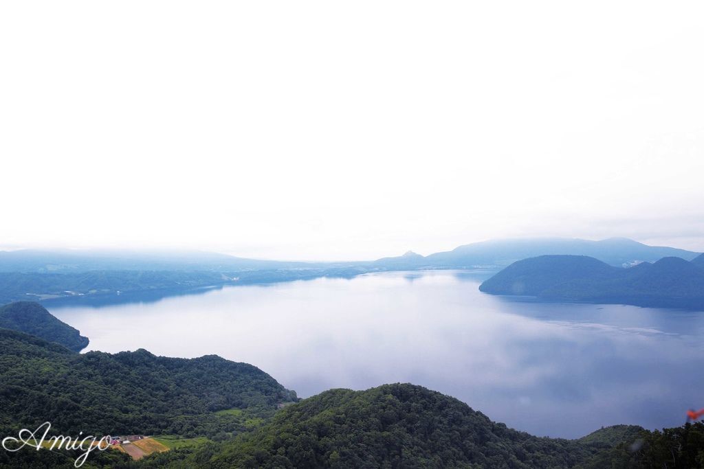 日本北海道 留壽都 直昇機眺望洞爺湖 朝和火山