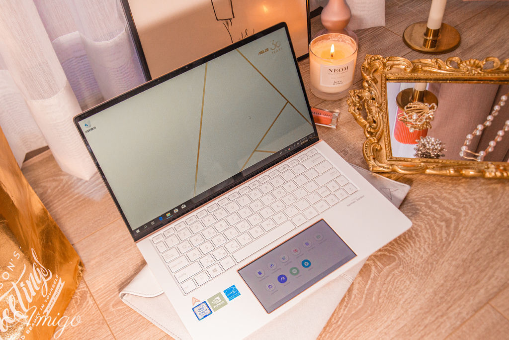 ASUS ZenBook 13&Edition 30