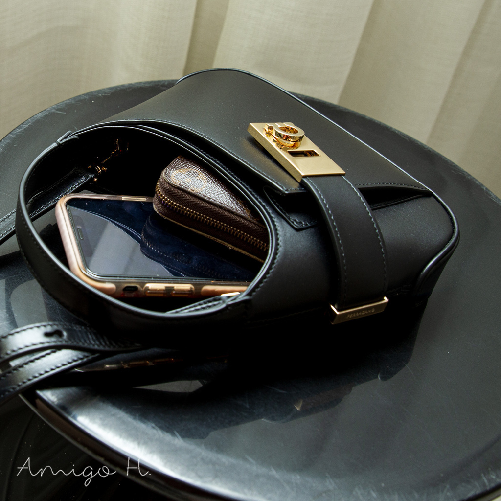 Ferragamo 包