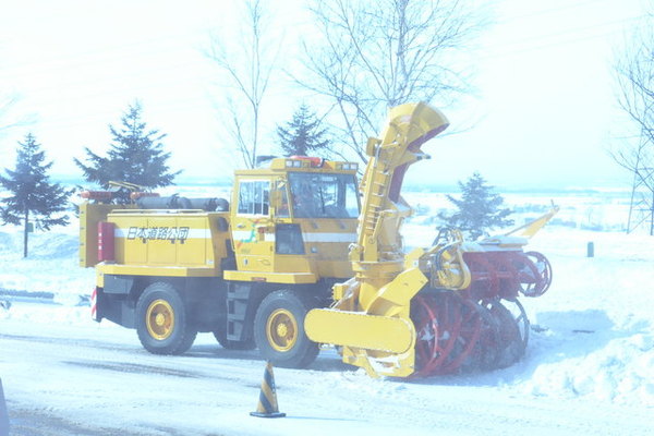 鏟雪車