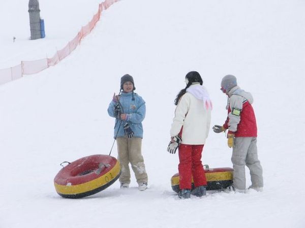 還有滑雪胎!!