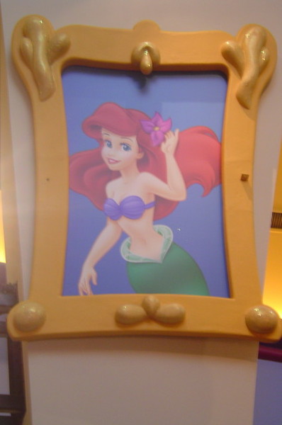 迪士尼經典公主--小美人魚