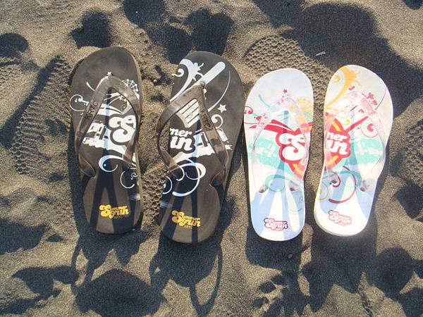 我們的沙灘拖鞋