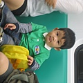 捷運上遇到的Q小孩