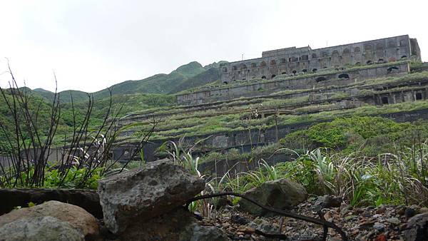 [金瓜石]--十三層遺址