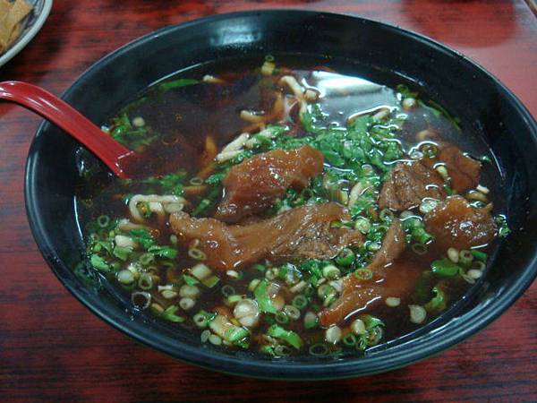 [左營犇牛肉麵]--紅燒牛肉湯麵