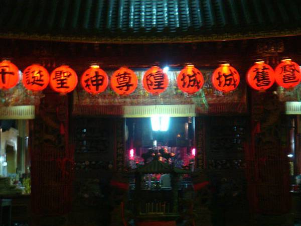 左營舊城蚵嗲--就在城隍廟的旁邊