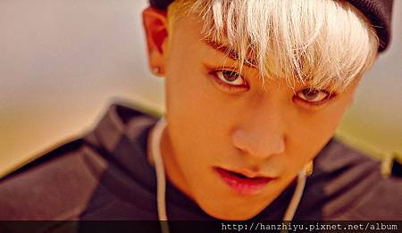 SeungRi.jpg SeungRi.jpg