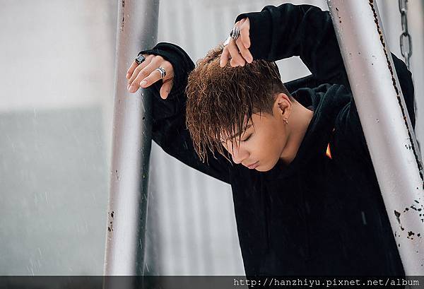 TaeYang-2.jpg TaeYang-2.jpg