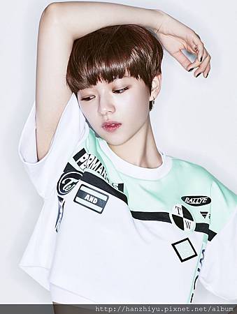 JeongYeon-.jpg JeongYeon-.jpg