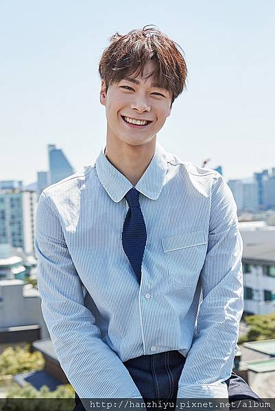 MoonBin-2.jpg