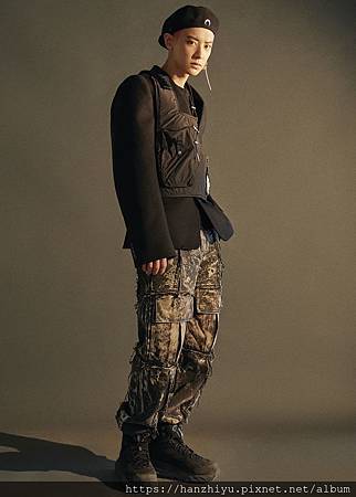 ChanYeol-2.jpg ChanYeol-2.jpg