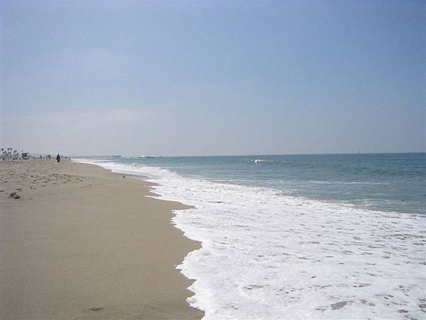 好美的白色海灘