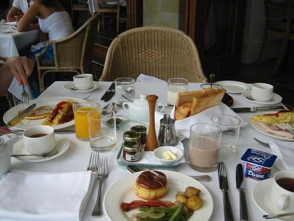 早餐照，狂吃是出國的宗旨