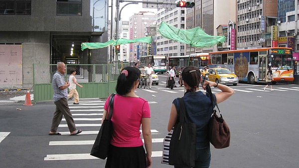 荷葉傘.JPG 荷葉傘.JPG