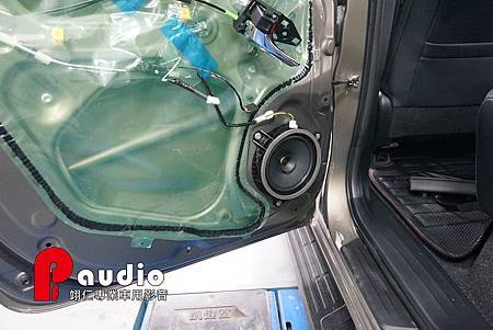 TOYOTA HILUX 音響升級+車門隔音