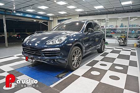 Porsche Cayenne 安卓機+環景輔助