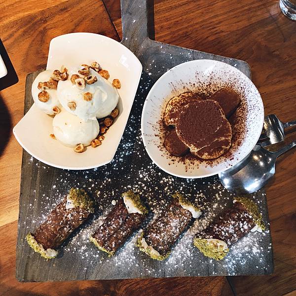 PGQT7257.JPG PGQT7257.JPG