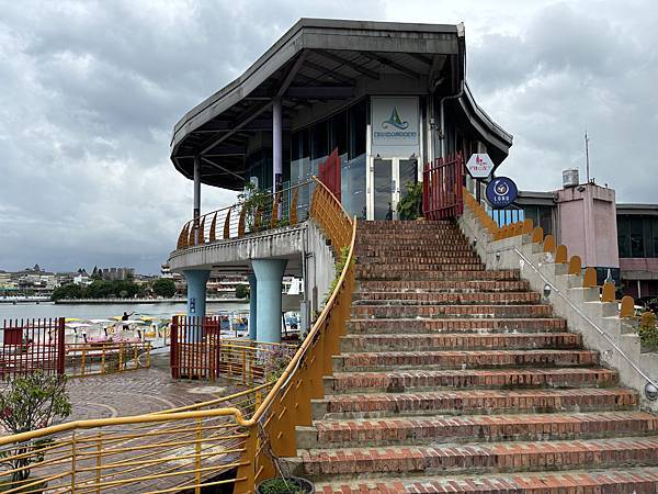 《桃園❤️龍潭》龍咖啡Long coffee，龍潭大池旁喝咖