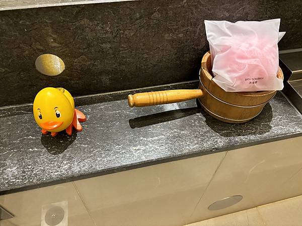 宜蘭礁溪|長榮鳳凰酒店和室房開箱,桂冠自助餐廳早晚餐 宜蘭礁溪|長榮鳳凰酒店和室房開箱,桂冠自助餐廳早晚餐