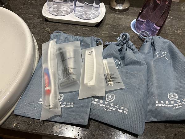 宜蘭礁溪|長榮鳳凰酒店和室房開箱,桂冠自助餐廳早晚餐 宜蘭礁溪|長榮鳳凰酒店和室房開箱,桂冠自助餐廳早晚餐