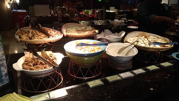 P_20180902_175903_vHDR_On.jpg P_20180902_175903_vHDR_On.jpg