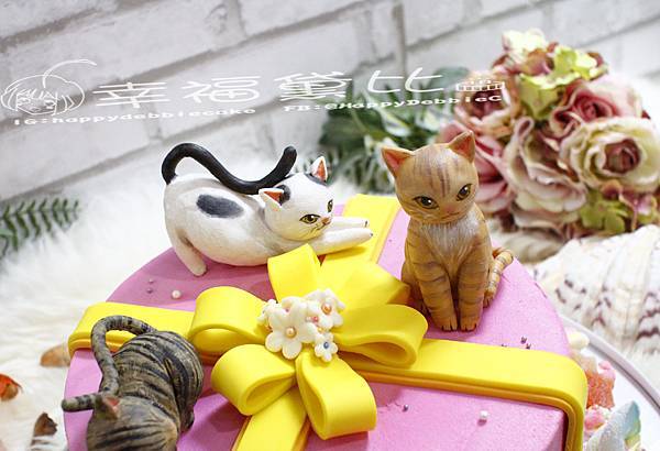 04-ZA3412 捏塑牛奶糖偶-小貓們的禮物 [8、10吋] #捏偶#貓咪#小貓 (3).jpg