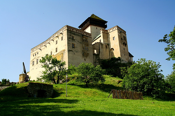 14_3277_Trencin_特倫欽城堡居高臨下.JPG