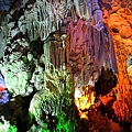 066_IMG_0678_Halong_Bay_下龍灣石灰岩洞穴讓人驚豔.JPG