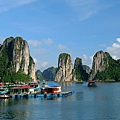 001_IMG_0730_Halong_Bay_下龍灣是越南最有名的世界遺產.JPG