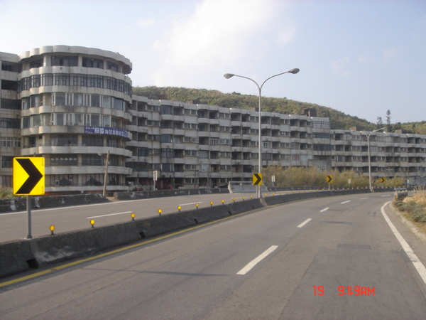 重出江湖之 金山萬里行 北海岸著名的鬼屋之一 猛鬼大廈 Happyfeet的相簿 痞客邦