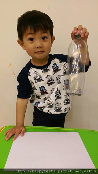 幼幼班~寶特瓶蓋印畫_26.jpg