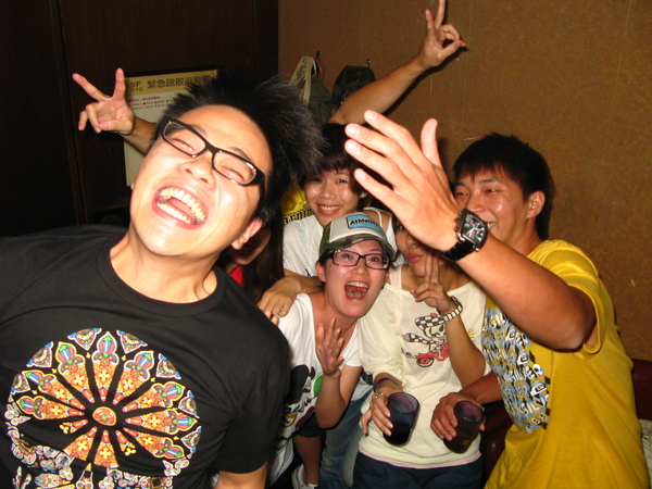 2009-6-13古翅生日趴體in錢櫃 (117).JPG