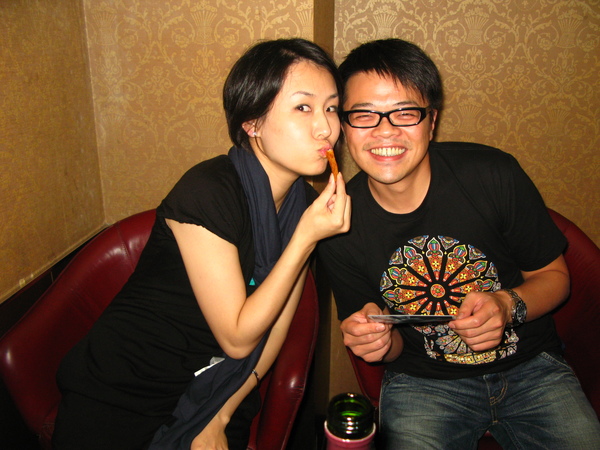 2009-6-13古翅生日趴體in錢櫃 (135).JPG