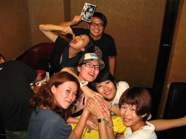 2009-6-13古翅生日趴體in錢櫃 (138).JPG