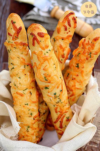 cheese-breadsticks-1_副本