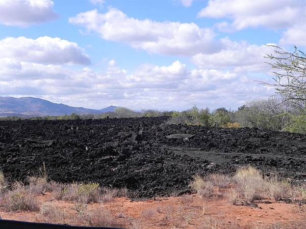 Shetani Lava Flow (2).JPG