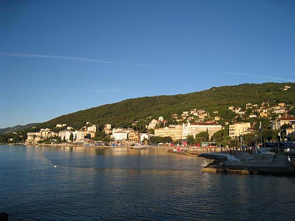 Opatija Harbor (1).JPG