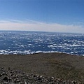 前美軍雷達基地下方之海上浮冰