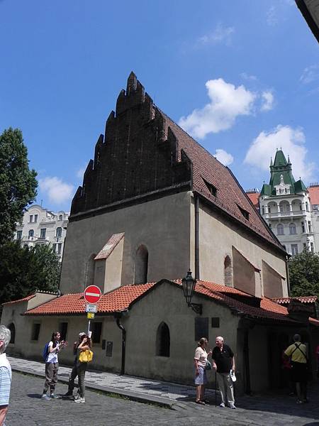 Old-New Synagogue (14).JPG