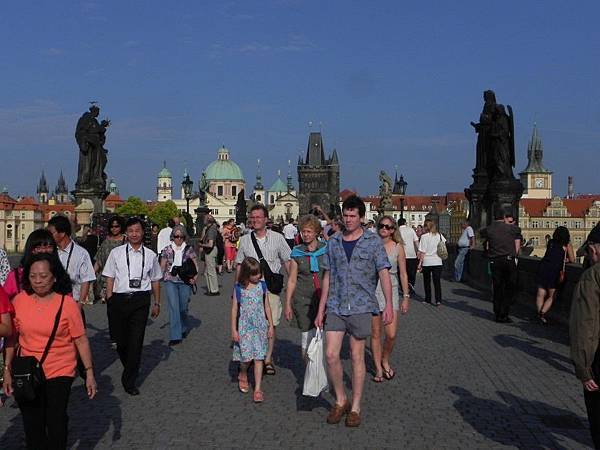 Charles Bridge  (18).JPG