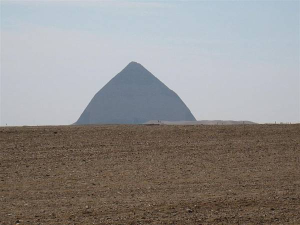 彎曲金字塔 (3).JPG