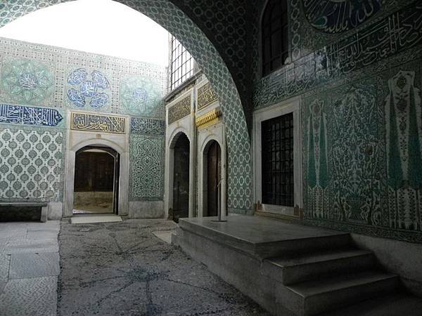 Harem  (4).JPG