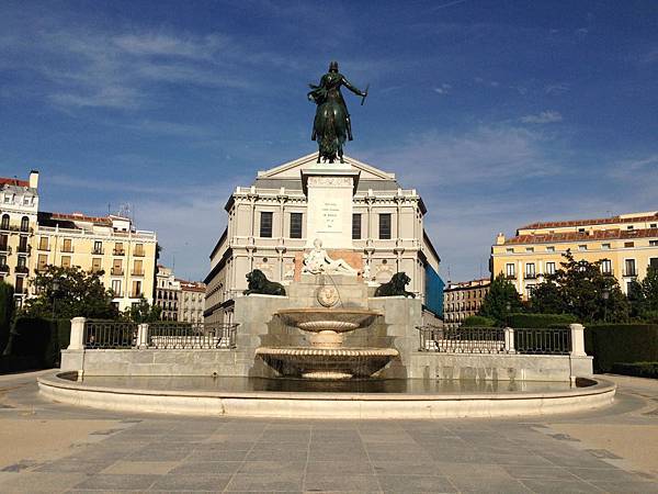 Plaza de Oriente (2).JPG