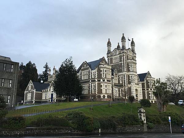 Otago Boys High School (2).JPG