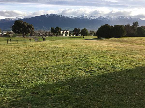 Churchill Park (5).JPG